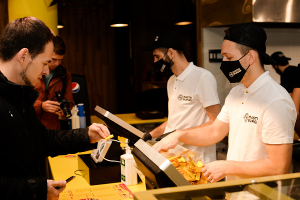 Master Burger - инвестирование в расширение доставки сети ресторанов